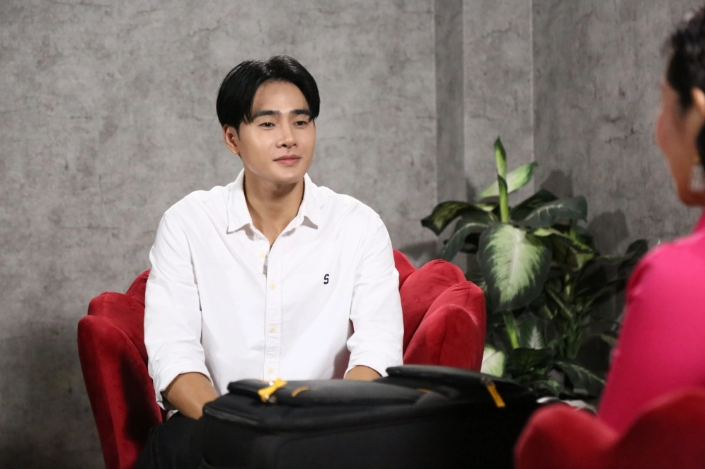 Nhâm Phương Nam: “Phẫu thuật thẩm mỹ đã cứu tôi một bàn thua trông thấy” - 3