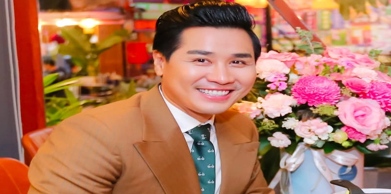 Sự nghiệp lừng lẫy của MC Nguyên Khang