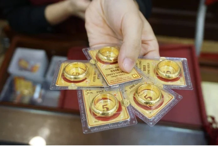 Đầu tư vàng dựa trên tin tức có phải là chiến lược khôn ngoan