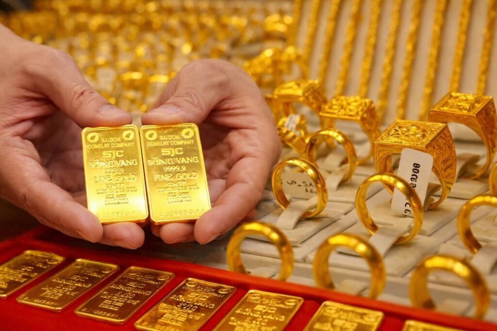 Giá vàng có còn tăng không?