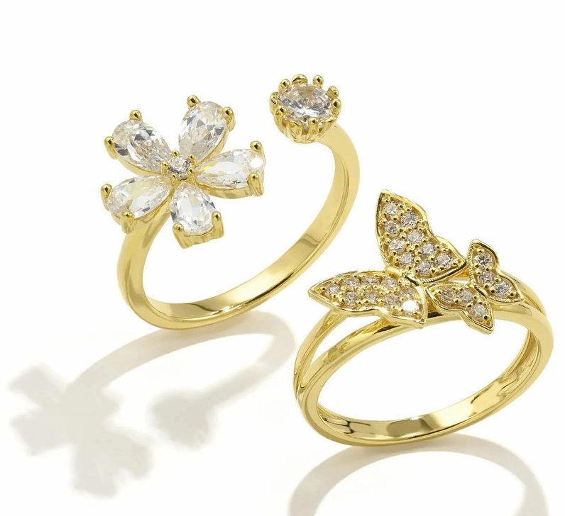 Bộ trang sức vàng 18K sang trọng, thể hiện sự đa dạng của thị trường vàng trang sức Quảng Ninh