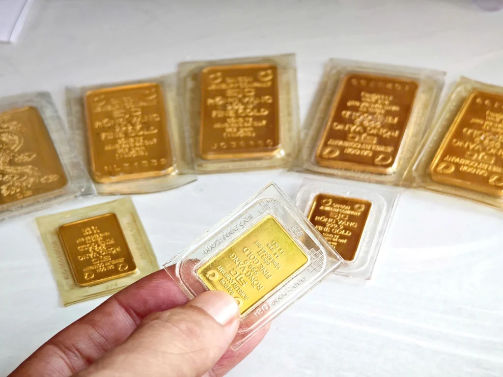 Tìm hiểu thời điểm vàng nên mua vàng để đầu tư hiệu quả. Phân tích các yếu tố kinh tế, chiến lược mua và những sai lầm cần tránh từ The Goldpriceth.