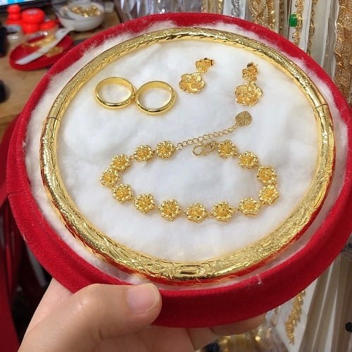 Bạn đang tìm kiếm địa chỉ mua vàng uy tín tại Quảng Ninh?
